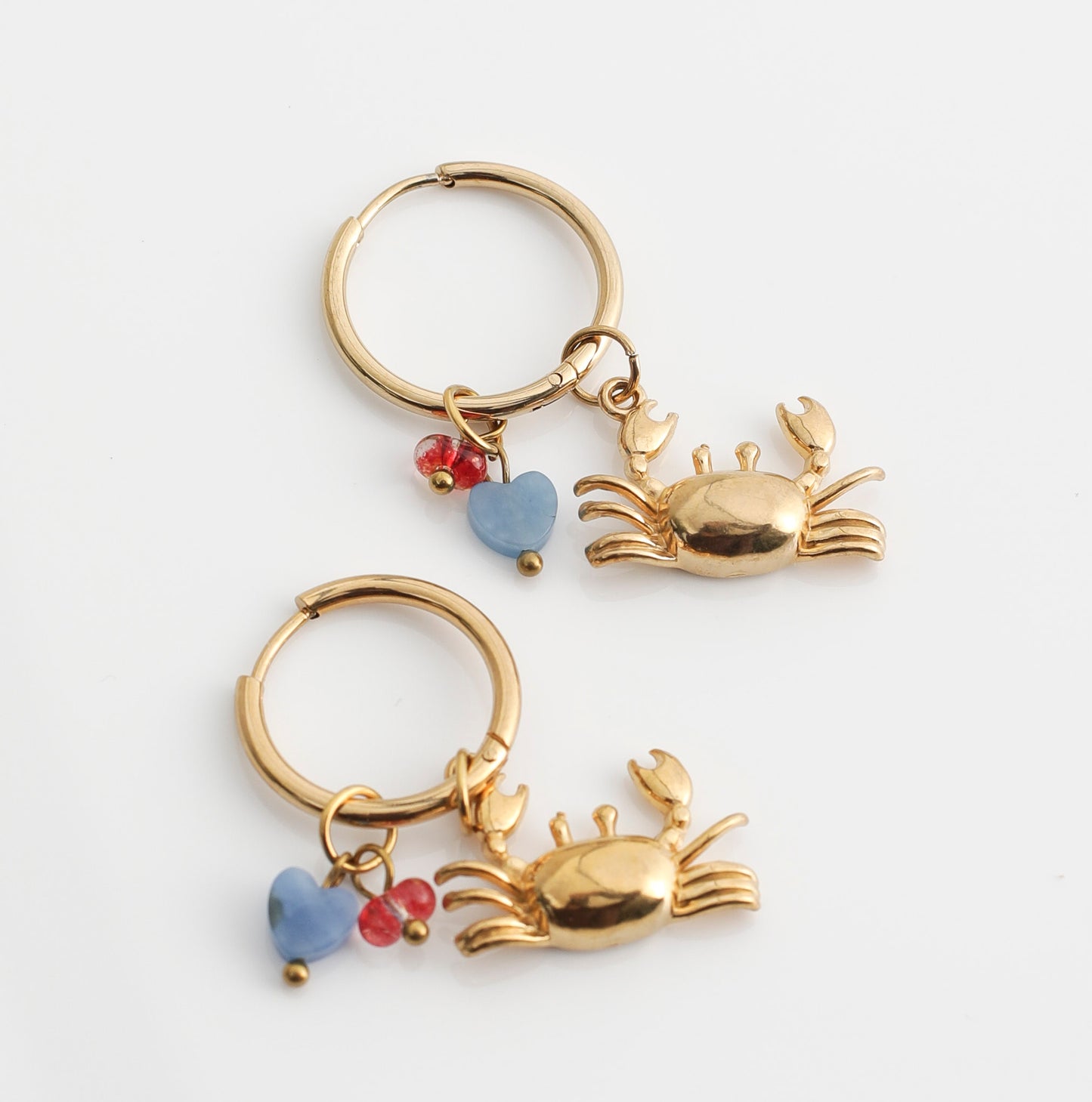 Charm Huggies : Crab