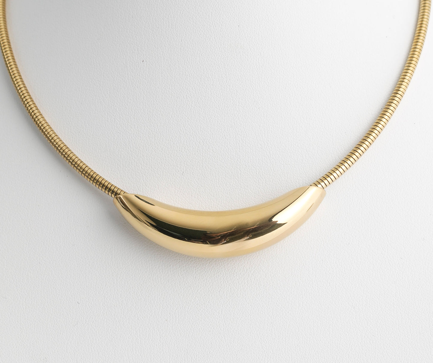 Thea Necklace