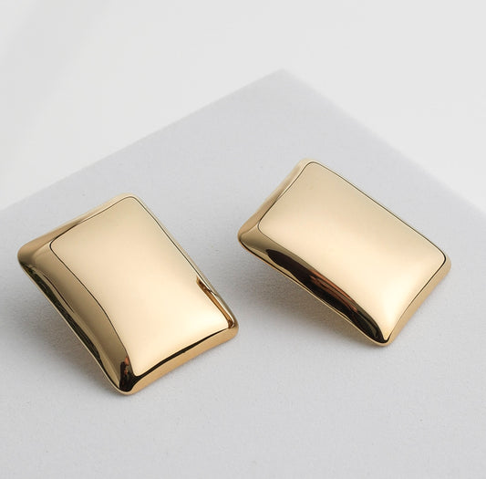 Ella Studs