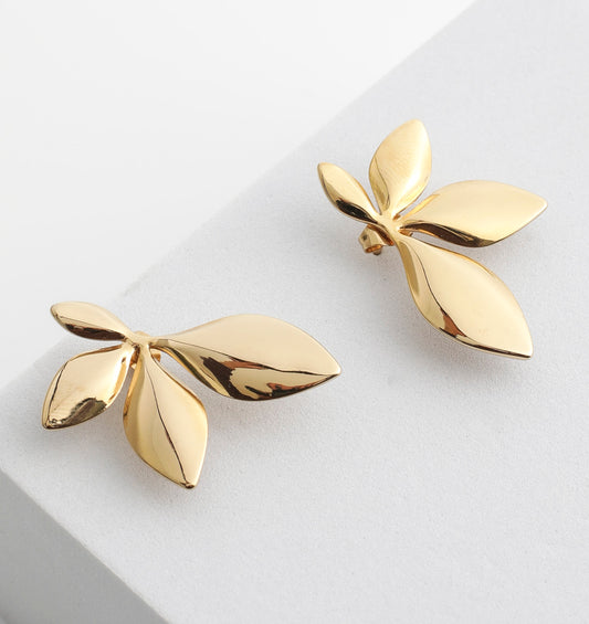Fleur Studs